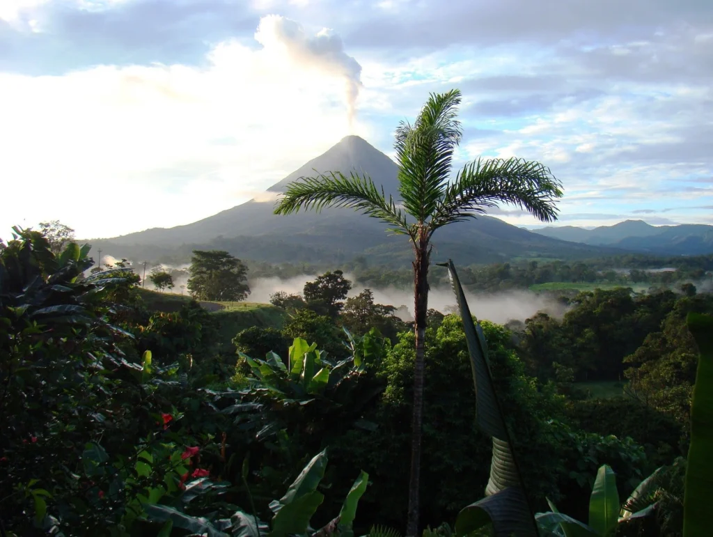 Costa Rica the land of ‘Pura Vida’ and Hemp